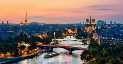 Paris: Jantar em Cruzeiro com 3 pratos e Passeio no Rio Sena ...