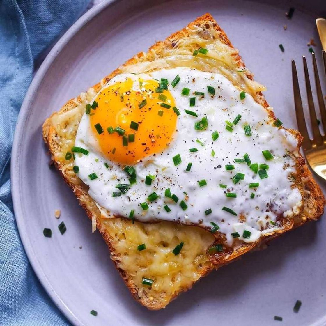 Social Pão com ovo e queijo