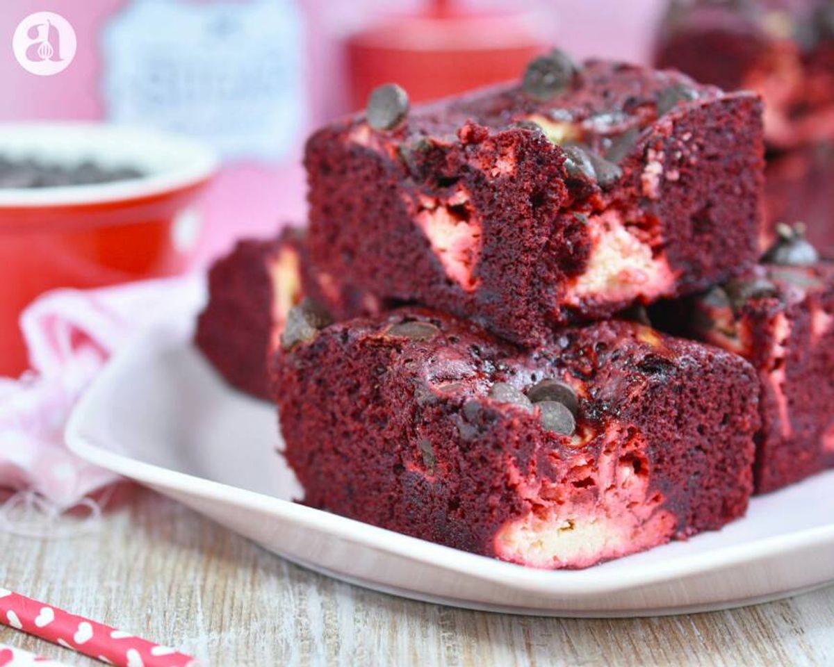 Social 🍰Brownies de red velvet con relleno de cheesecake🍰

