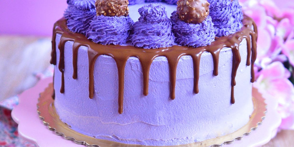 Social 🍰Bizcocho de chocolate y ron relleno de crema de queso 🎂🍰