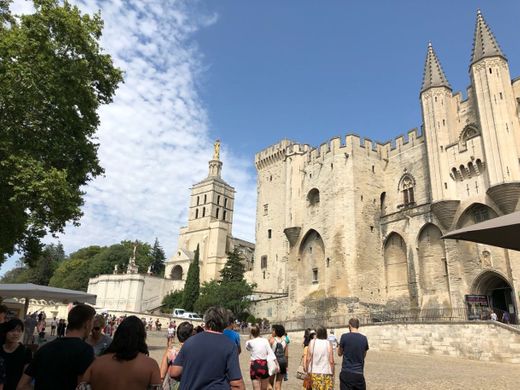 Avignon - Wikipedia