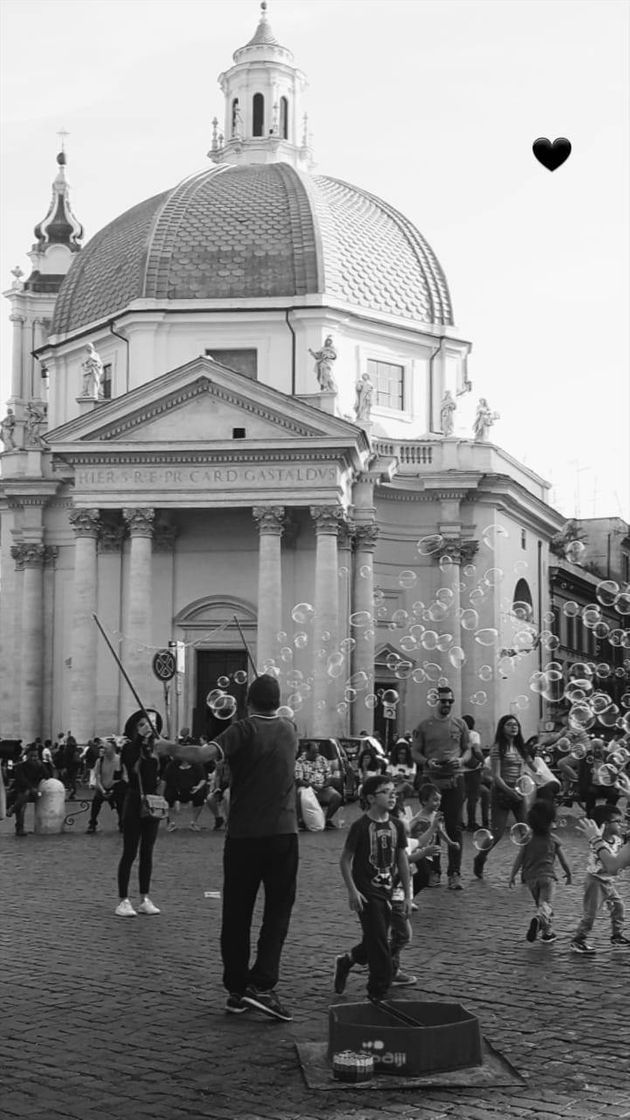 Place Piazza del Popolo