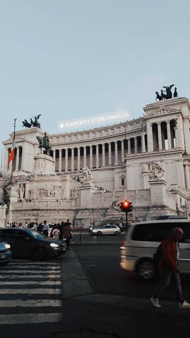 Place Monumento a Víctor Manuel II