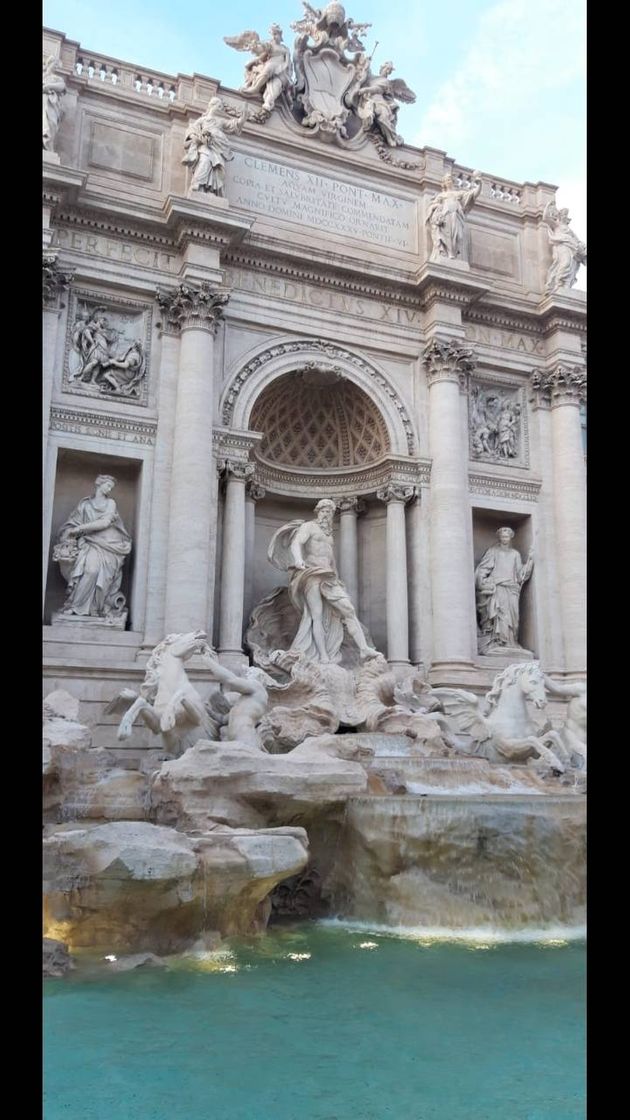 Lugar Fontana di Trevi