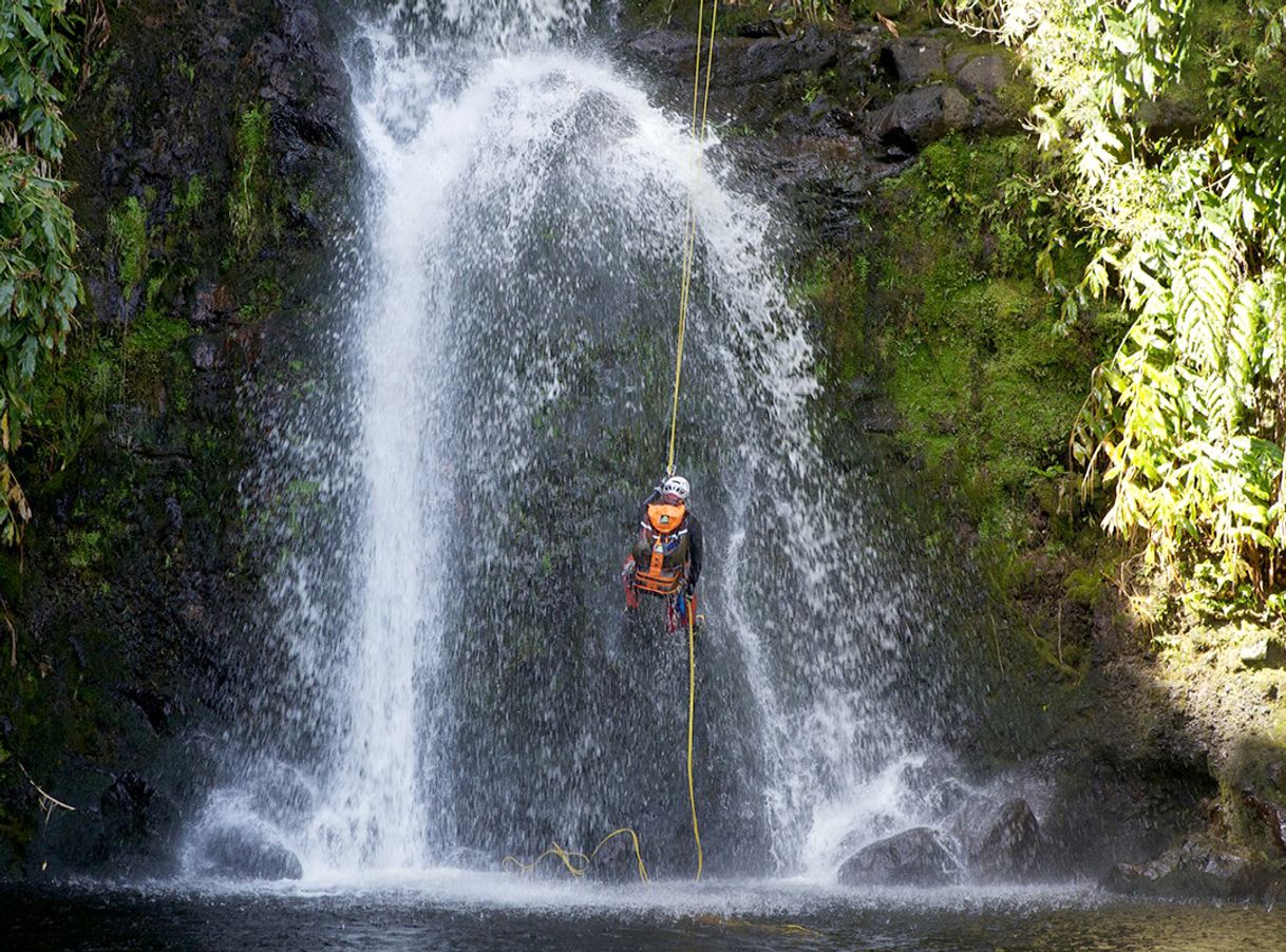 Lugar Ribeira dos Caldeirões