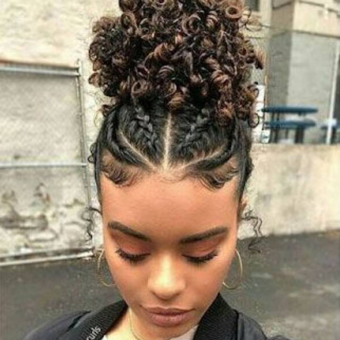 Moda Inspiração para cabelo cacheado!🌫