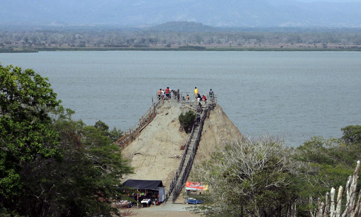 Lugar Volcán del Totumo