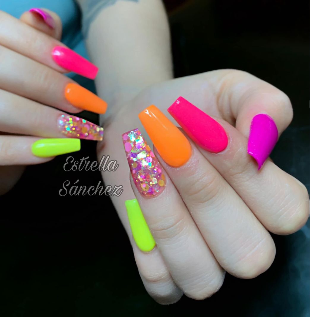 Moda Colores de Uñas