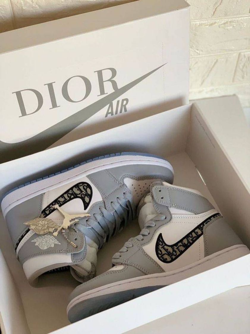 Fashion Jordan colab Dior