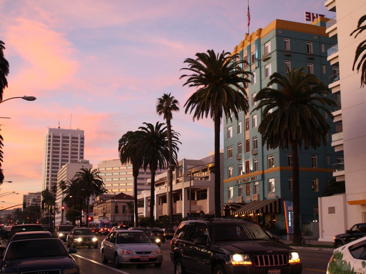 Lugar Santa Monica Boulevard