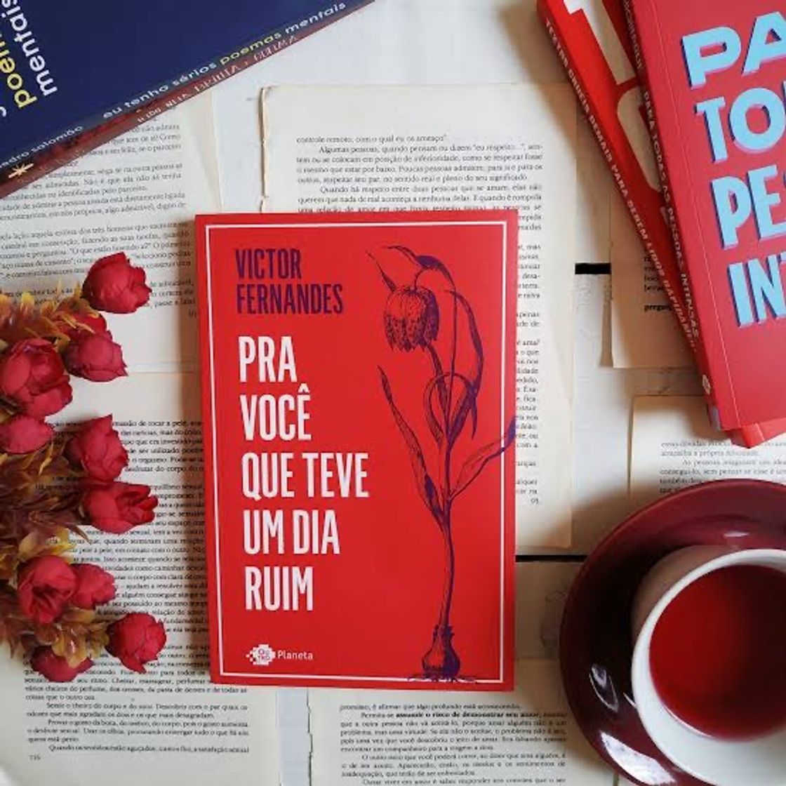 Moda Meu livro favorito no momento. Simplesmente INCRÍVEL!!