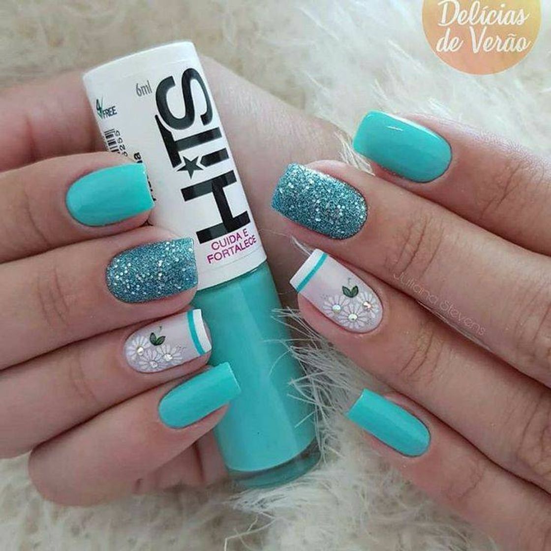 Moda Esmalte ,Hits cuida e fortalece.