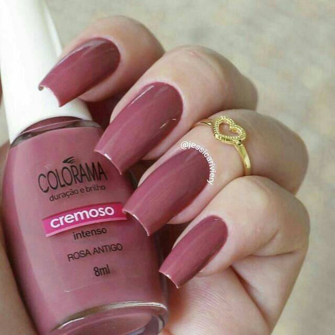 Moda pink nails