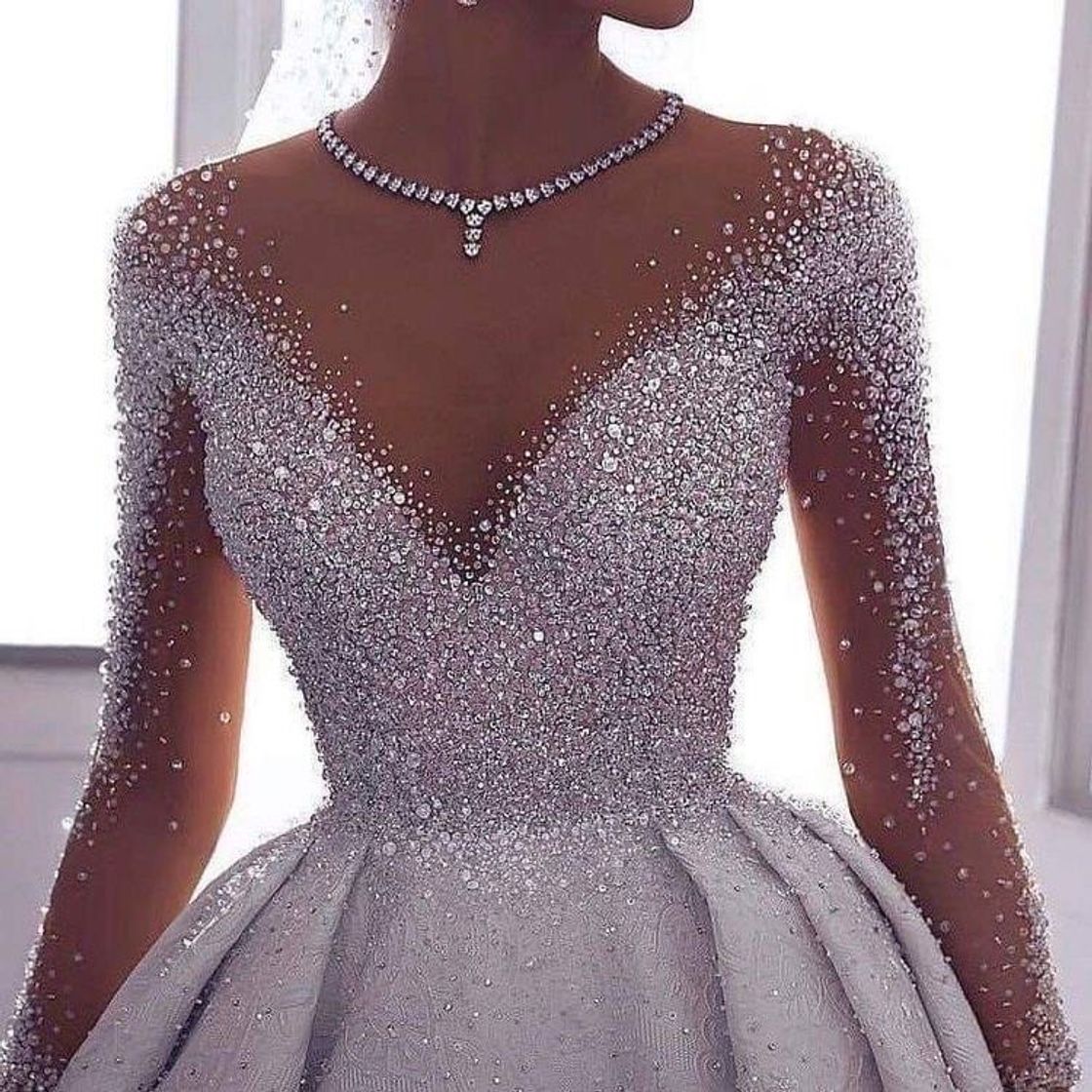 Moda Vestido de casamento com brilho✨