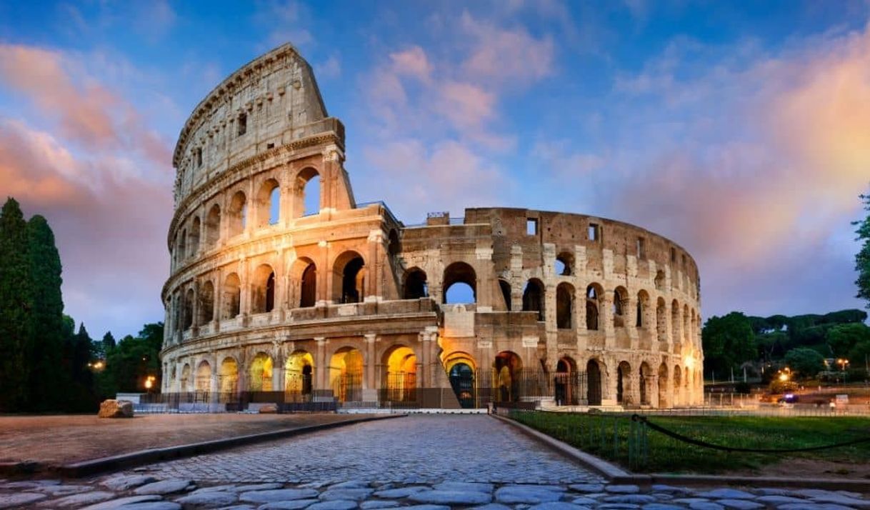 Lugar Coliseo de Roma