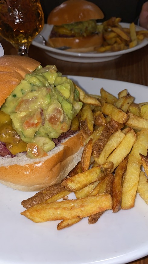 Restaurants Mad Grill