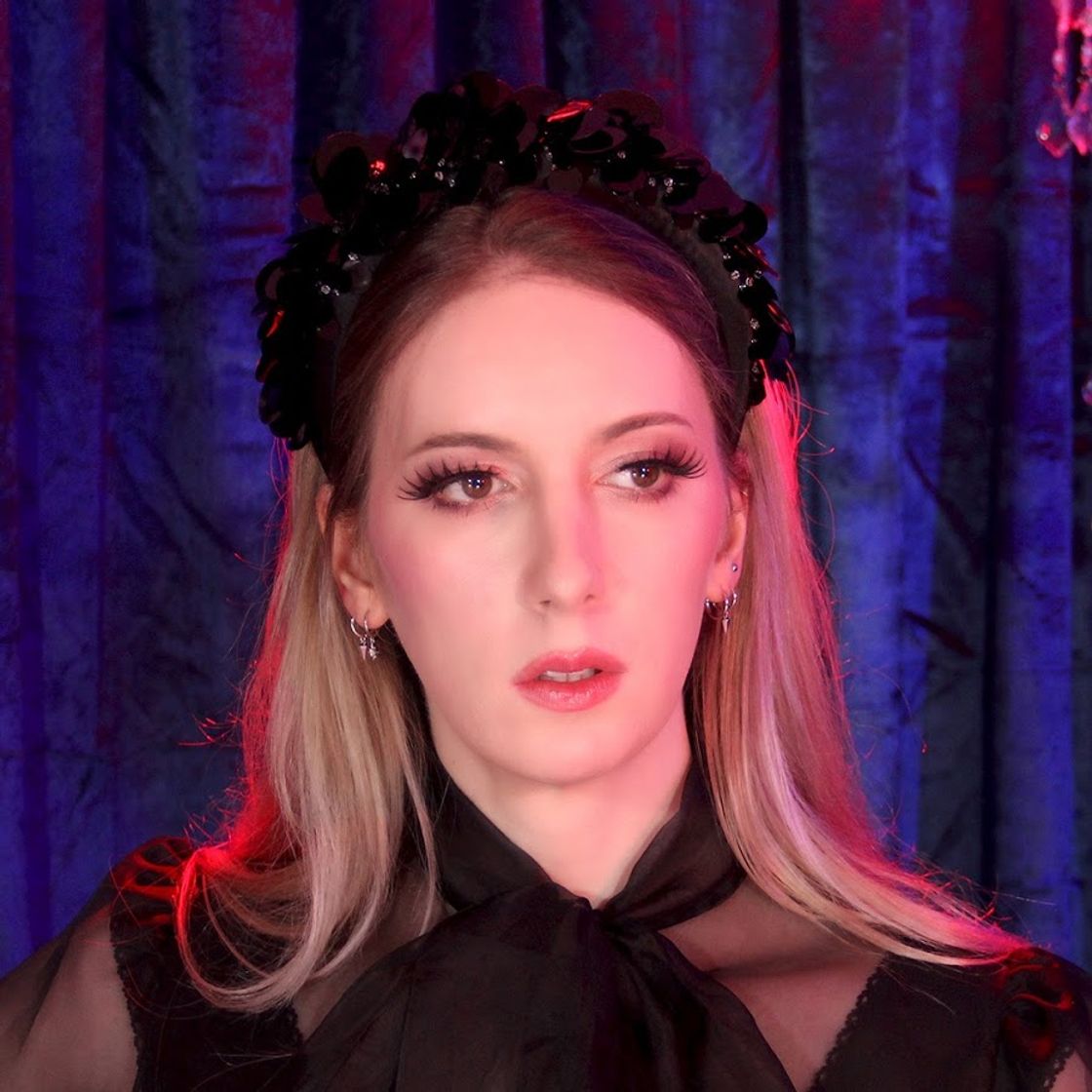 Moda ContraPoints - YouTube