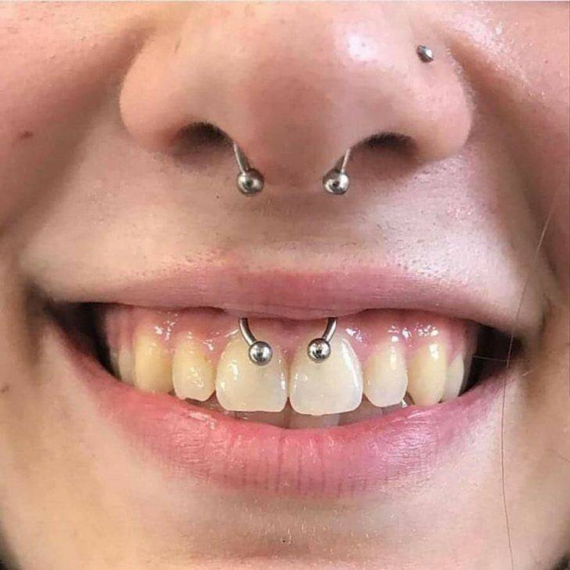 Moda Piercing smile