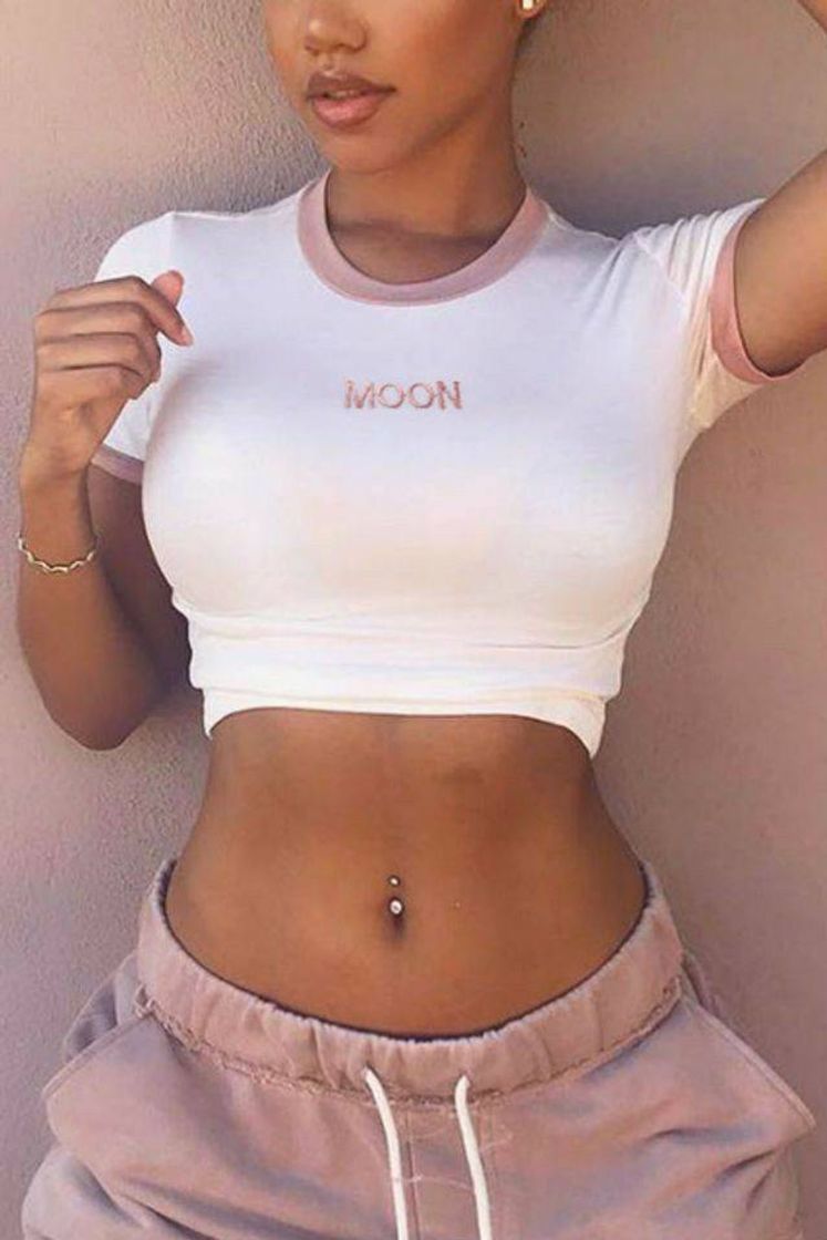 Social Piercing no umbigo 