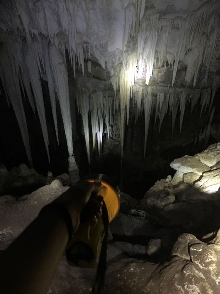 Lugar Gruta da Fumaça