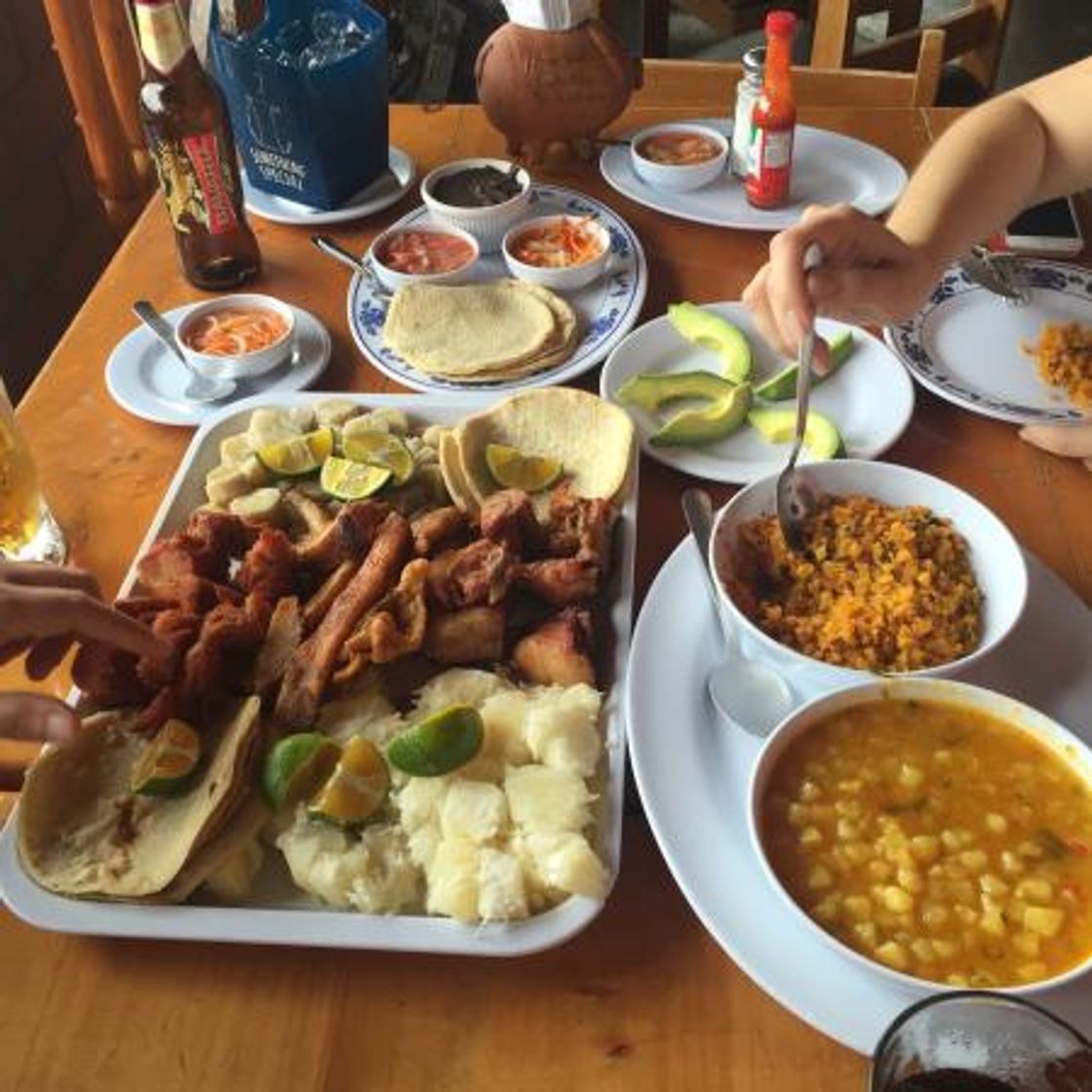 Restaurantes Chicharronera Cacique Acserí