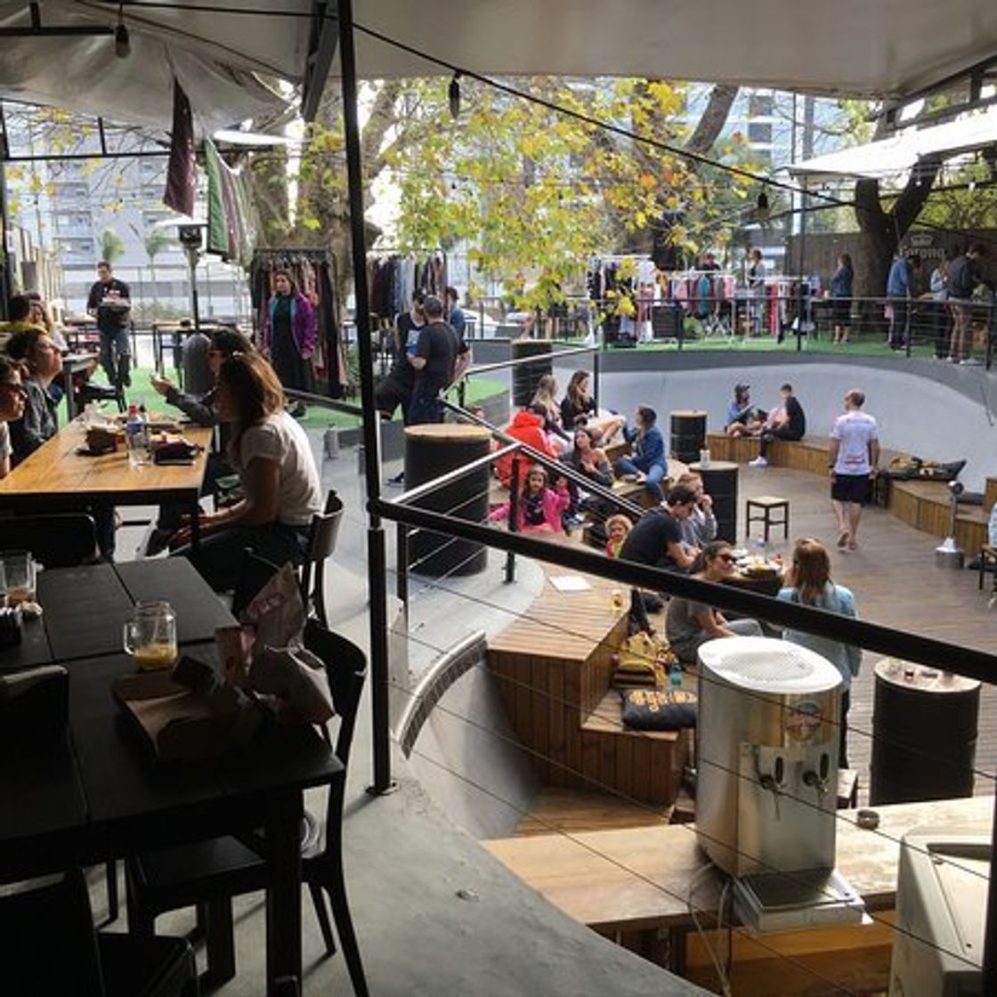 Restaurantes Complex Skatepark