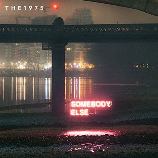 the 1975 - somebody else ; español - YouTube