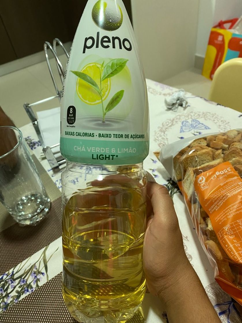 Fashion Bebida de Chá Verde e Limão Light garrafa 1,5 L · Pleno