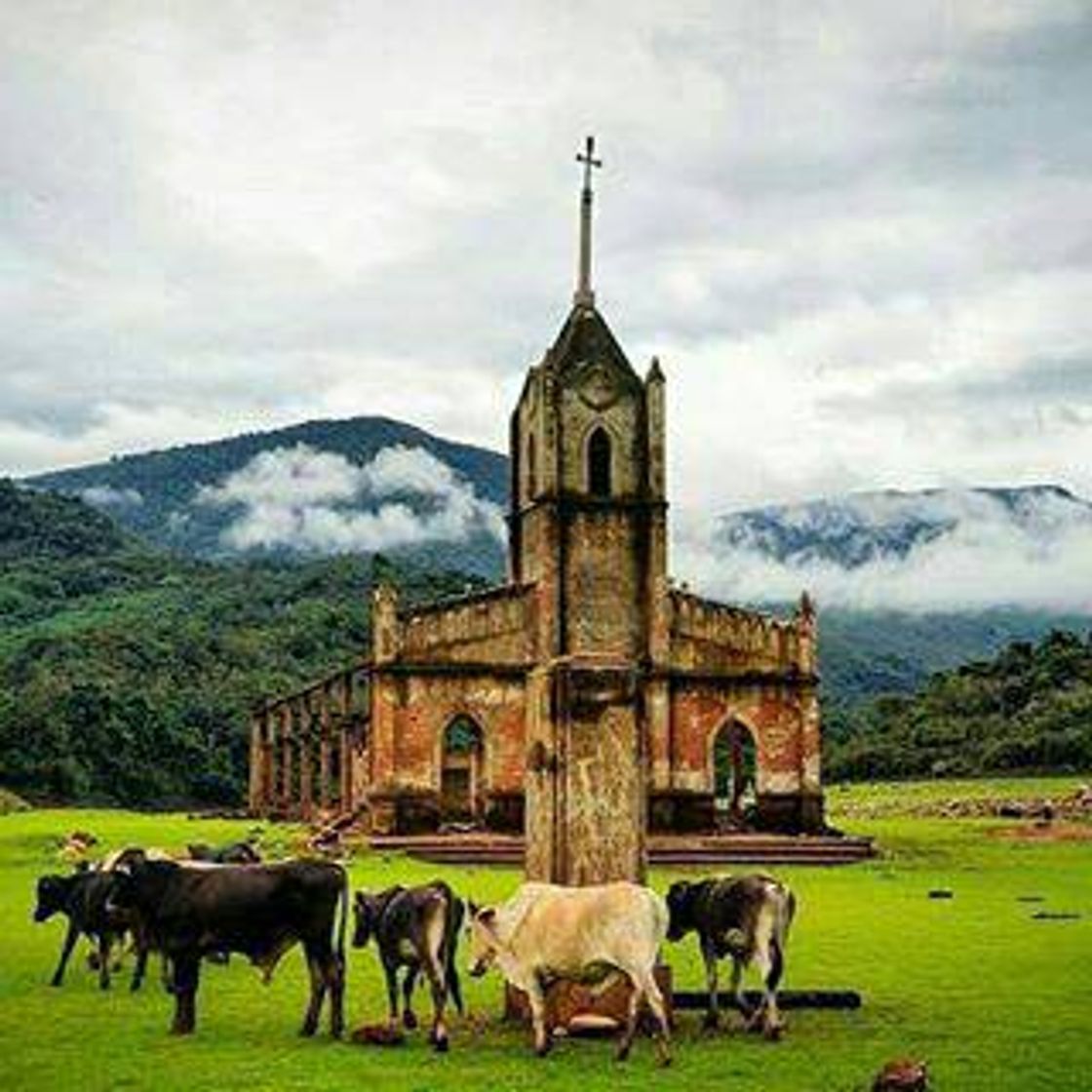Social Las ruinas del pueblo de Potosí