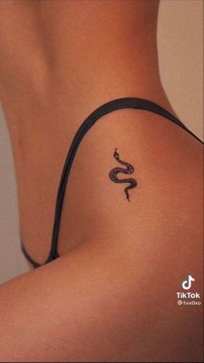 Uma tatuagem simples, e sexy.. e também discreta