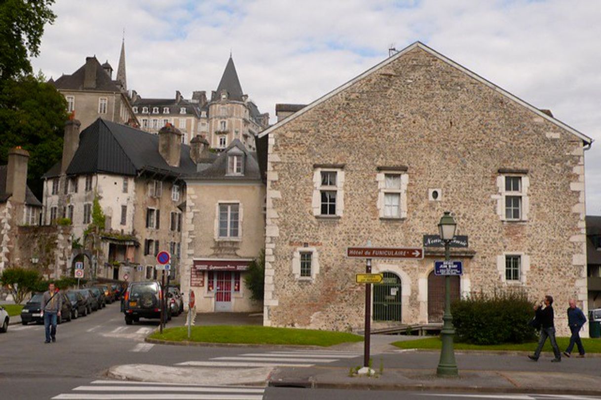 Place Pau