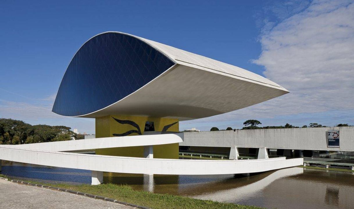 Place Museu Oscar Niemeyer