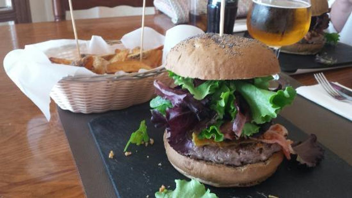 Restaurantes S'Olivera Tapas-Surf-Bar