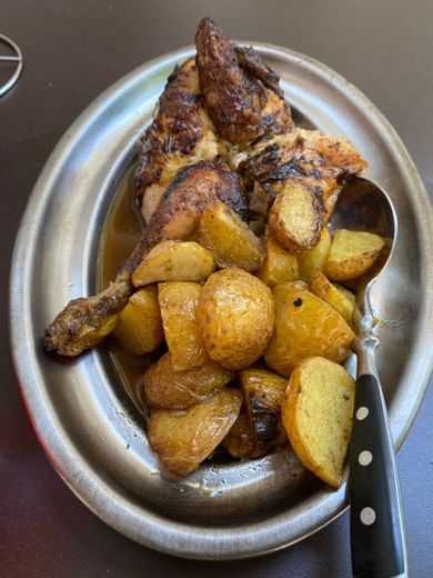 A Pluma ‘The Chicken Gourmet Place’