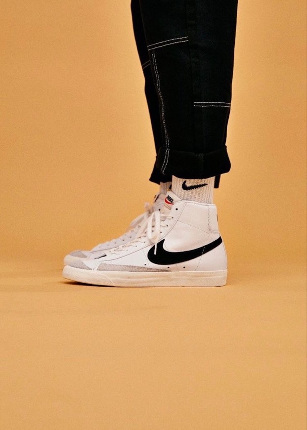 Social Nike Blazer Mid 77 Vintage White Black