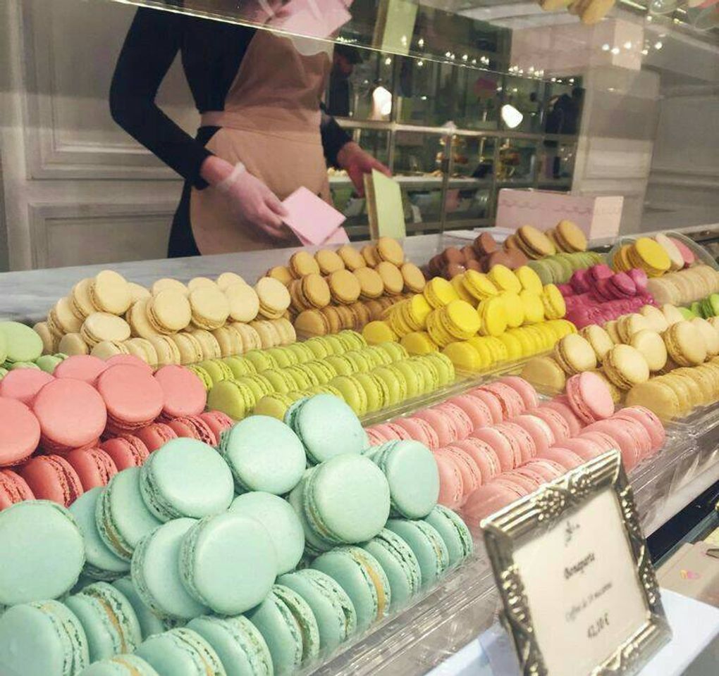 Fashion Macarons