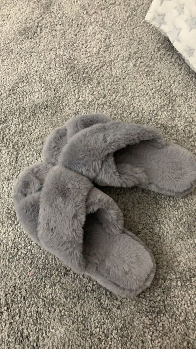 Producto Criss Cross Faux Fur Bedroom Slippers