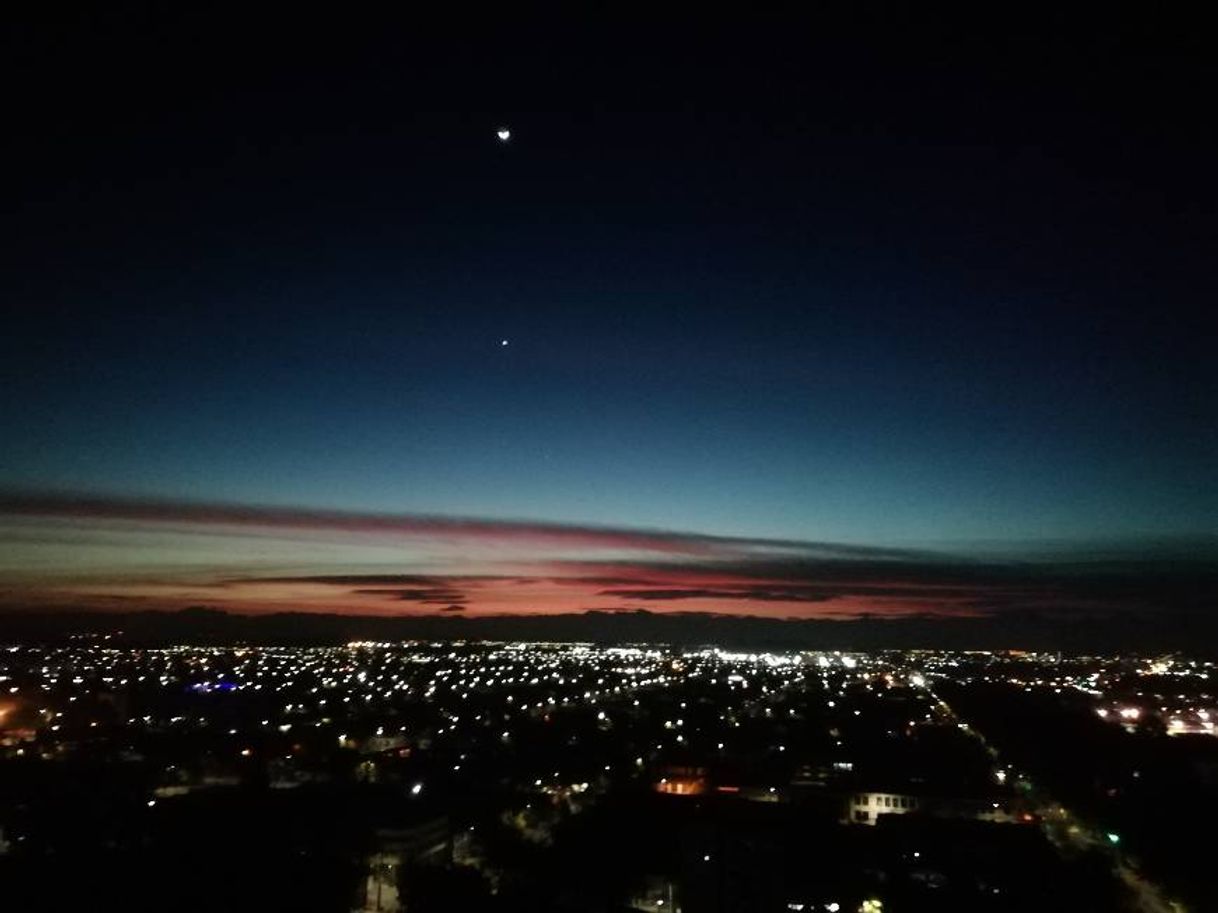 Lugar Edificio paz