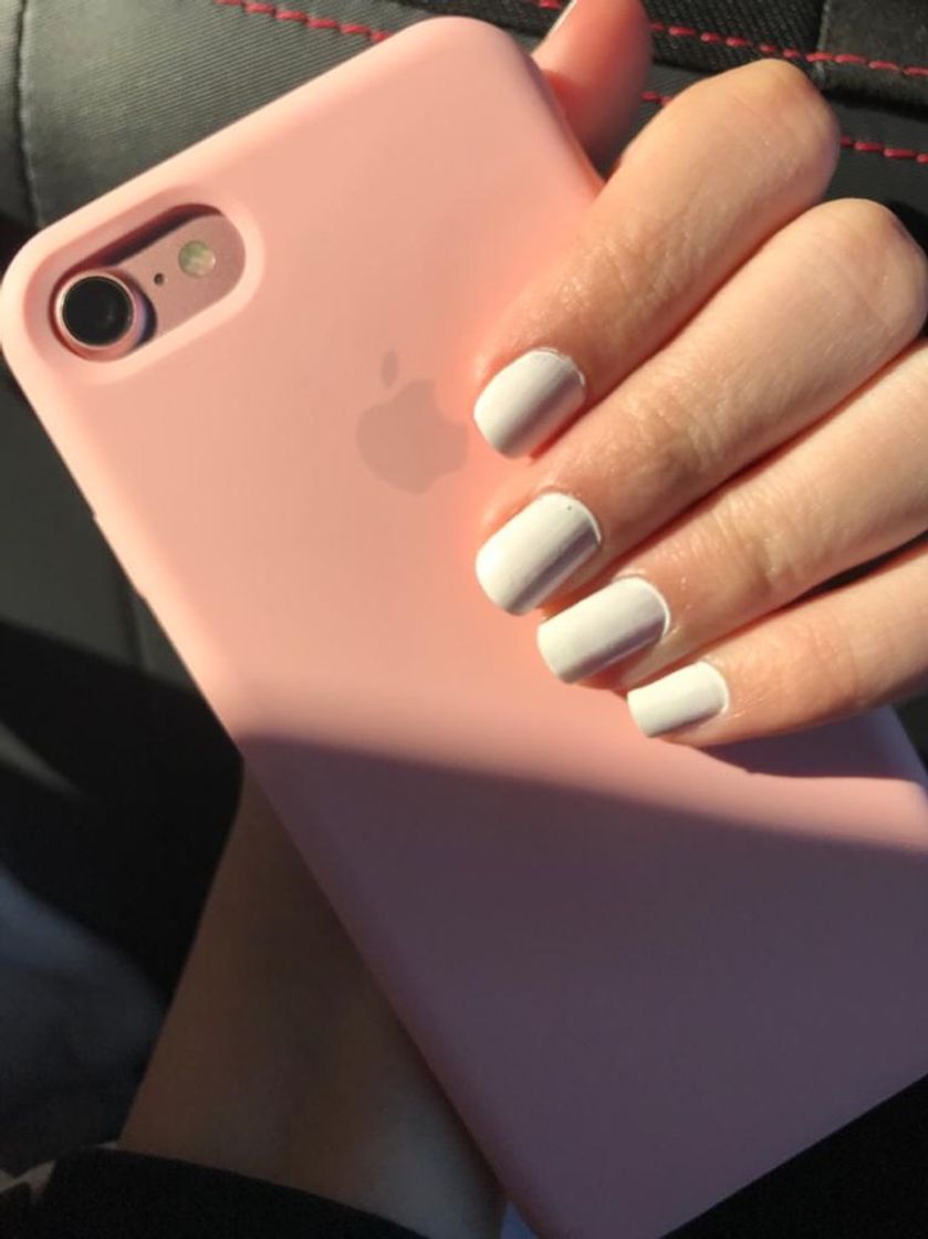 Fashion White Nails