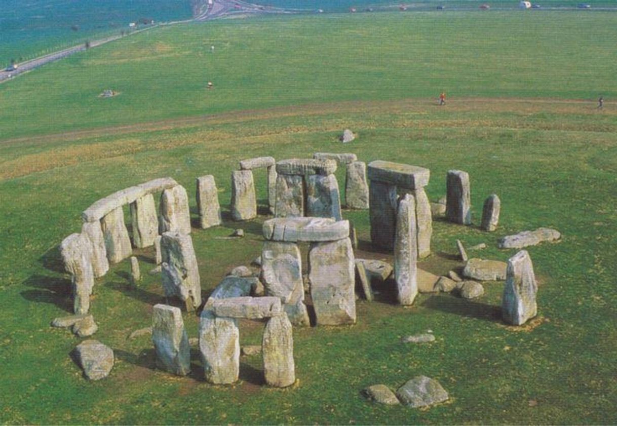 Fashion Stonehenge, Avebury and Associated Sites