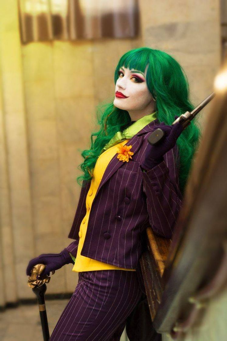 Fashion Female Joker