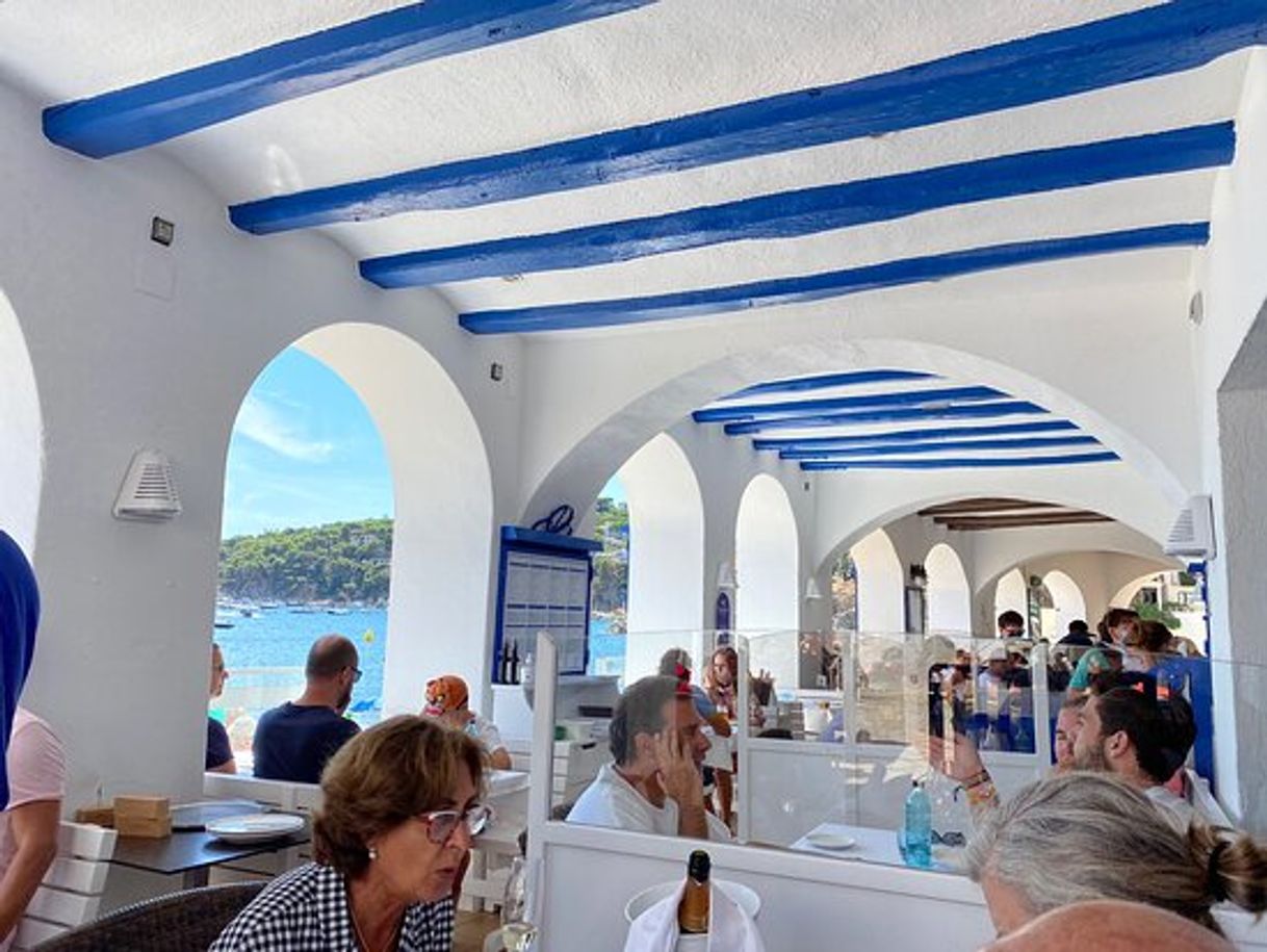 Restaurantes Les Voltes de Calella by Es Portal