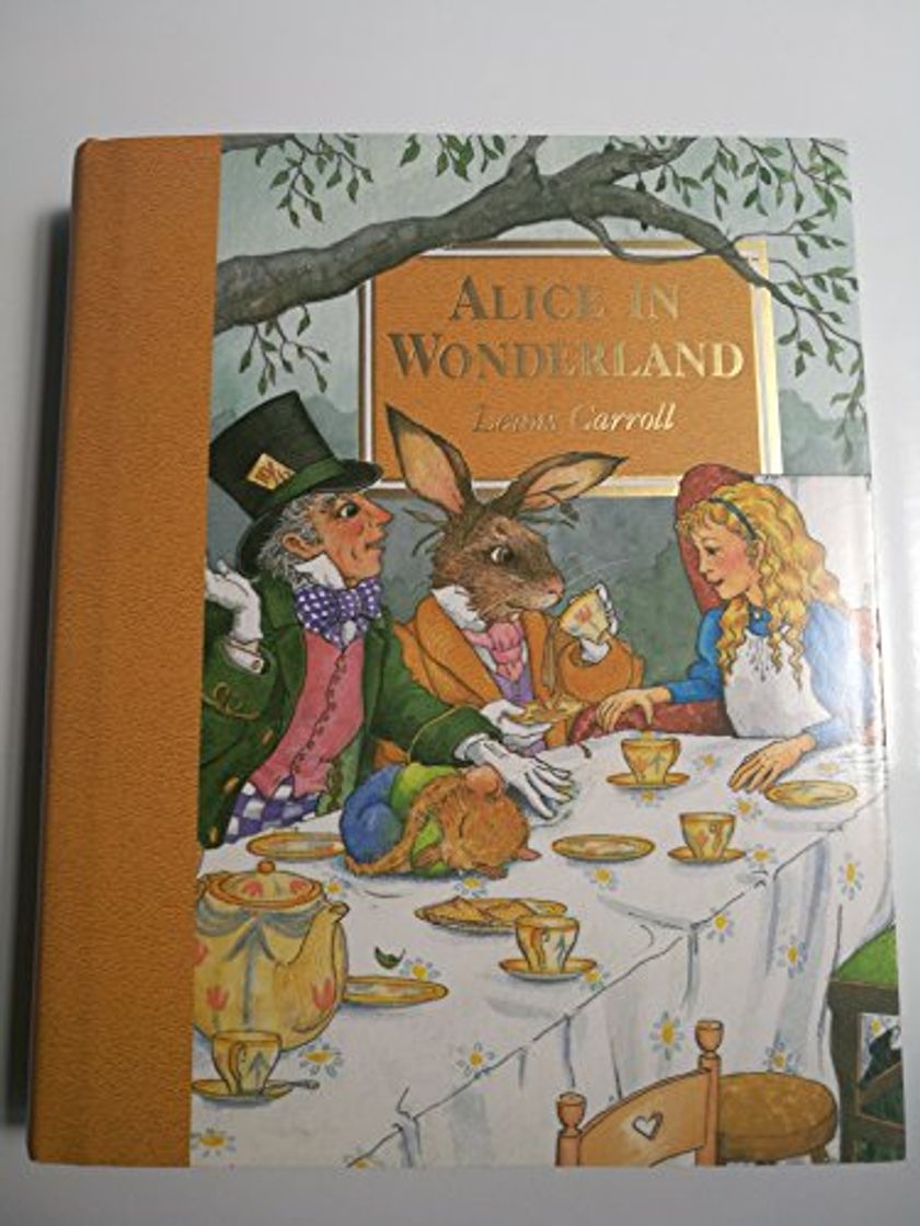 Books Allice in Wonderland