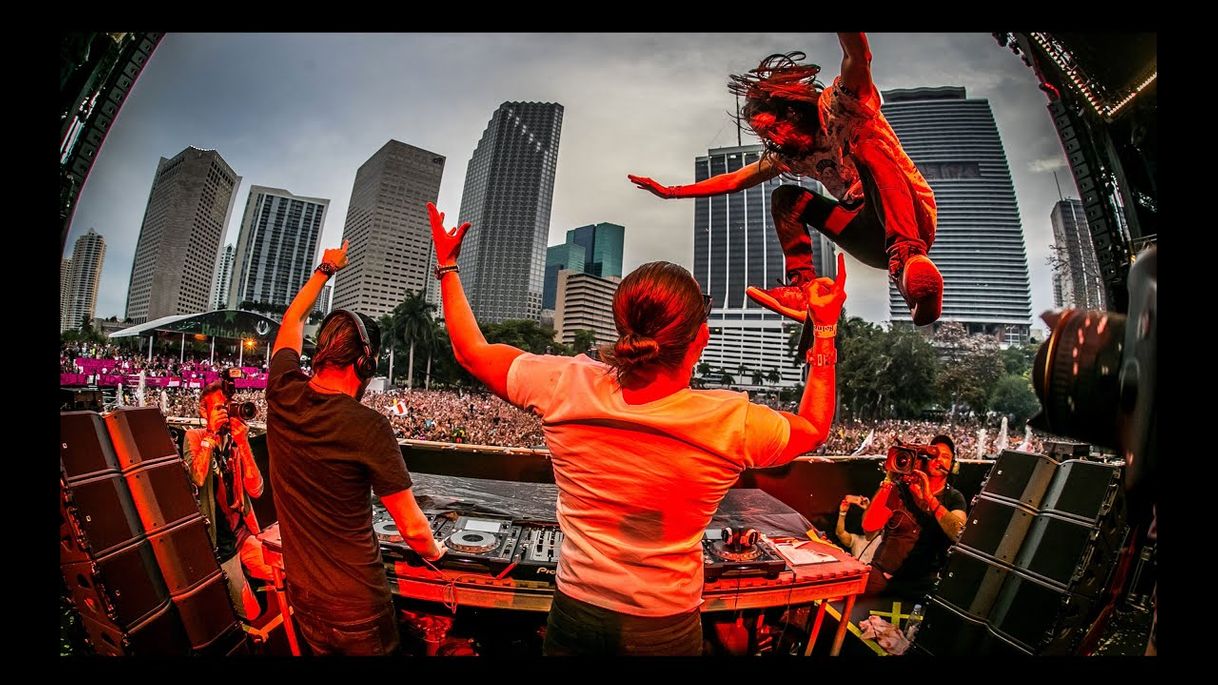 Fashion Dimitri Vegas, Steve Aoki & Like Mike's "3 Are Legend" 