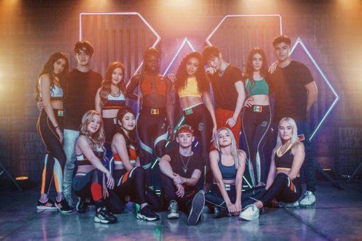 Now United 🌈