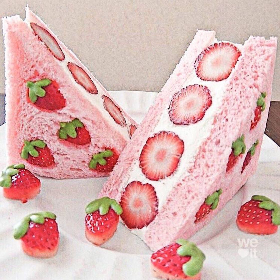 Fashion Bolo de morango 🍓🍰