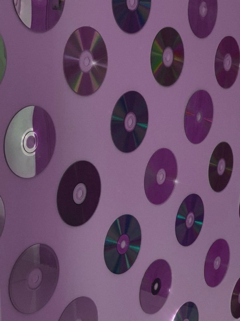 Social cd's wall