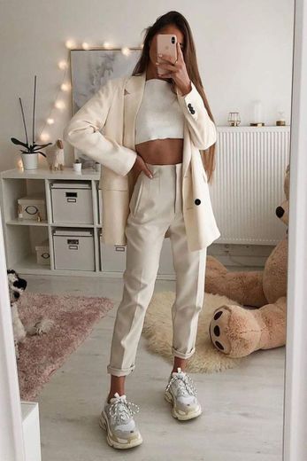 Zero-Effort Spring Outfit в 2020 г - Pinterest