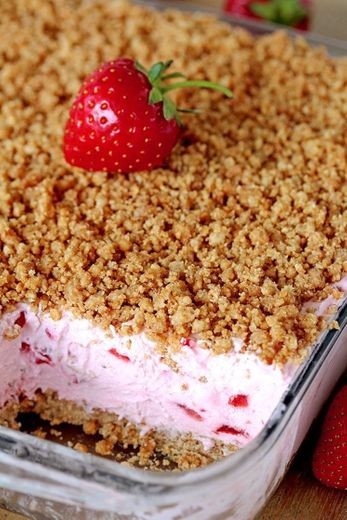 Easy Frozen Strawberry Dessert | Rezept - Pinterest