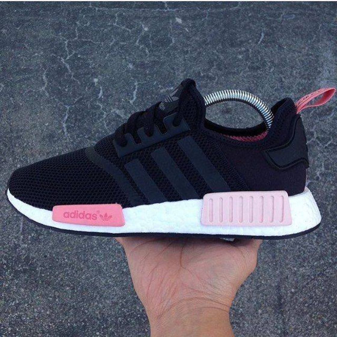 Tênis Adidas 